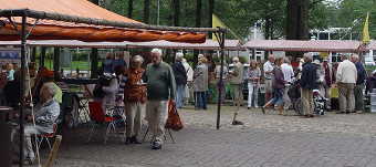 Markt van Melk en Honing   (klik voor vergroting)