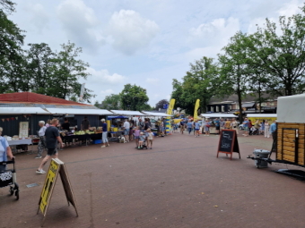 Standhouders op de eerste ring   (klik voor vergroting)