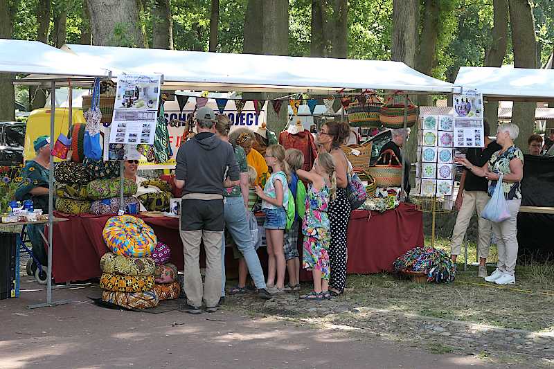 Stichting Quashie School Project   (klik voor vergroting)